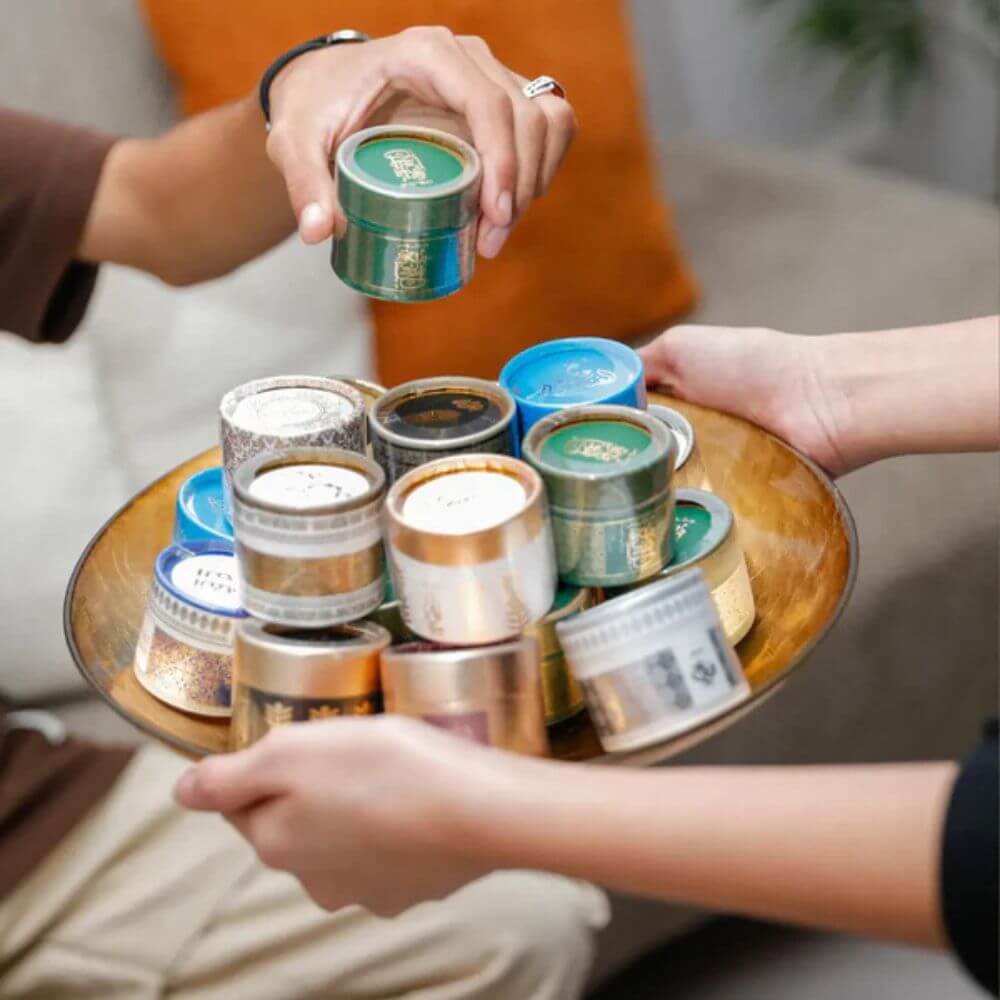 توزيعات ميني بخور..12 توزيعة بحجم ميني… بس بعطر يفوح فخامة !