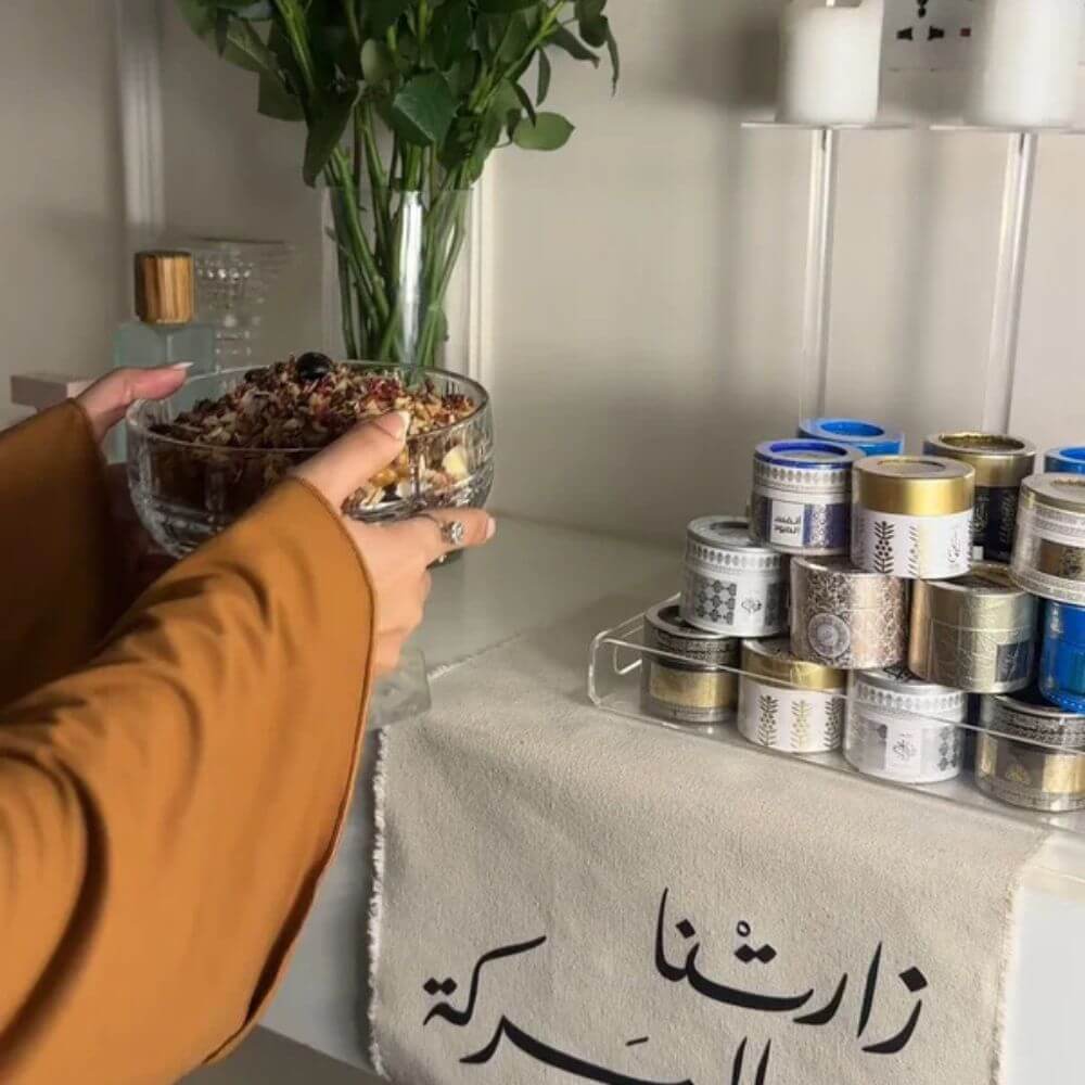 توزيعات ميني بخور..12 توزيعة بحجم ميني… بس بعطر يفوح فخامة !